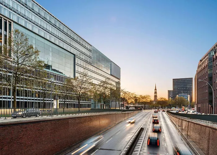 Super 8 By Wyndham Hamburg Mitte