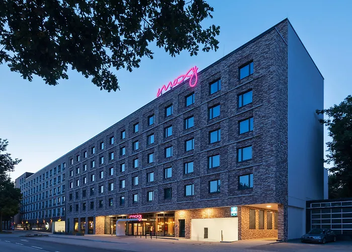  Moxy Hamburg City